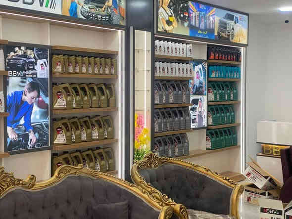 "نود إعلام زبائننا الكرام بأن مركزنا متواجد لخدمتكم من السبت إلى الخميس. نرحّب بزيارتكم في أي يوم ضمن أوقات الدوام."

📍العنوان _الشطرة -الشارع العام مقابل معارض علاء عبطان
واتساب_‎*********** - ***********
BBV1 - مركز الشطرة 
#BBV1
#سيارات
#زيوت_محركات
