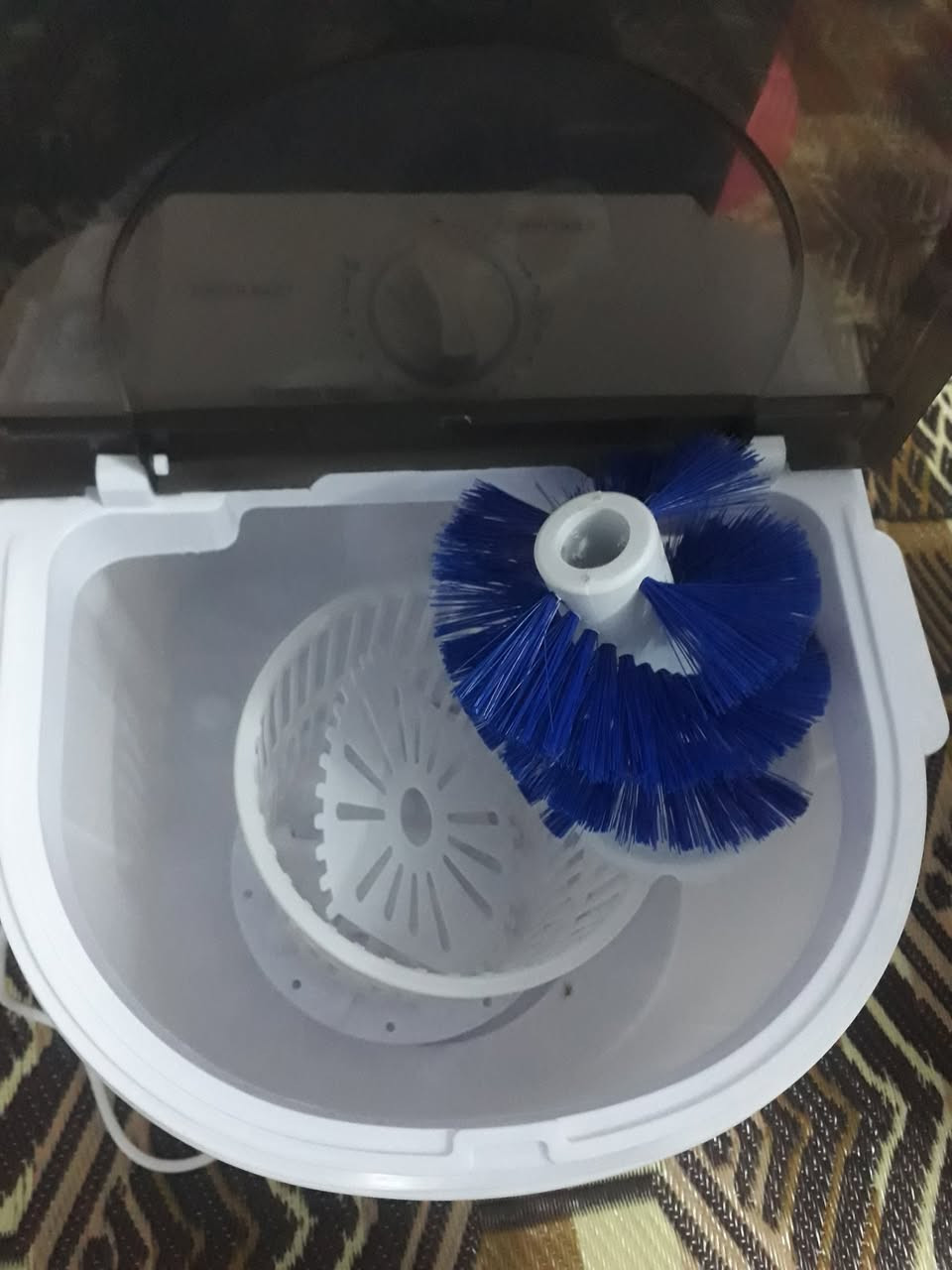 غسالة صغيرة جديد بل الكارتون للبيع سعر 35
العنوان حي تحرير


**إذا كنت صاحب هذا الإعلان وتريد حذفه لأي سبب، رجاءا أرسل رسالة إلى الدعم الفني**