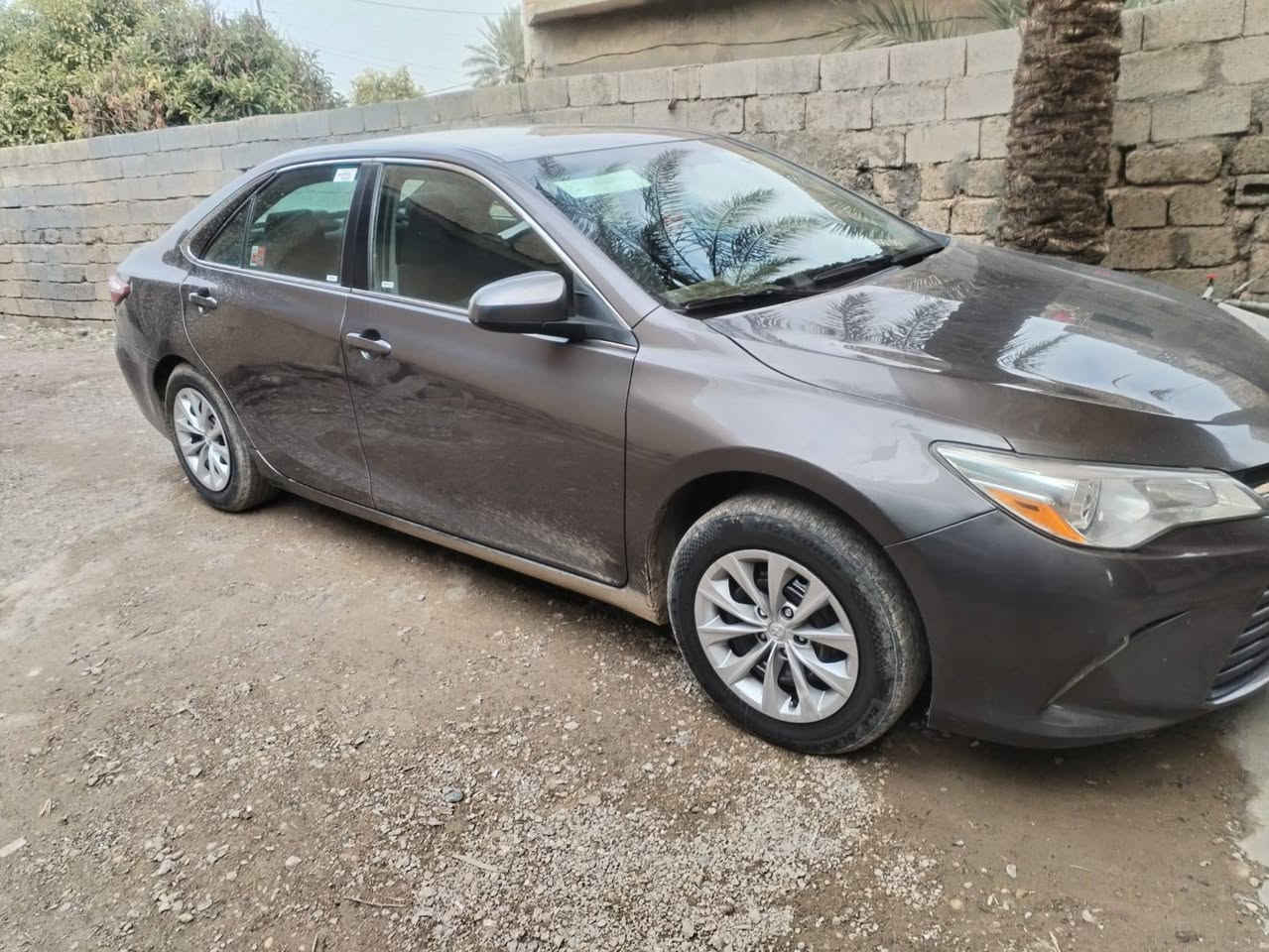 كامري موديل 2017 وارد امريكي فئة SE مواصفاتها:-
◾️كاميرة بك دوارة 
◾️شاشة كبيرة 
◾️تحكمات سترين جهتين 
◾️اوامر صوتية 
◾️كروز مثبت سرعة
◾️محرك ٢٥٠٠ اربع سلندر 
◾️مودات قيادة 
◾️ماشية 51 الف مايل حقيقي
◾️مانع تزحلق 
وغيرها من المواصفات المعروفة السيارة ظرر  جاملق خلفي فقط رقم اربيل تريد وكاله اتريد تحويل العنوان صلاح الدين الدجيل *********** وتساب،  ***********  السعر 160 وبيه مجال للطيبين محرك وكير مكفولات عل الشركه
