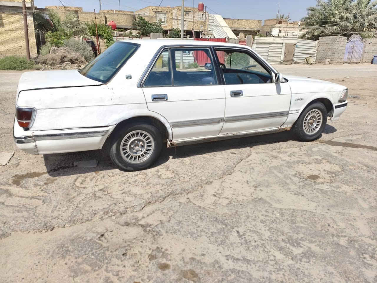السلام عليكم سيدان يسره بلادرقم صدامي 
مكينه وكير ففتي شرط كارتون حداديه اماميه جديده 
راعيه موجود أبيع بدون مكاني شطره السعر 18بيه مجال 
***********
