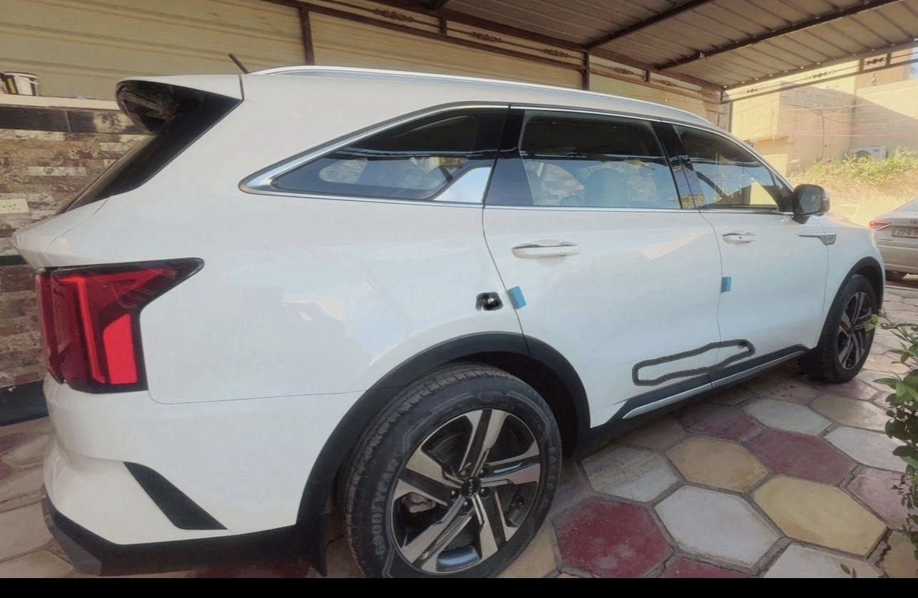 سورنتو موديل 22 ماشية 72 الف السيارة ضمان دولية
السيارة بيها بارد محدده بالصور ومفتوحة بيبان اليمنى بس السيارة بشرط لا تبديل ولا صبغ اعيد لا تبديل ولا صبغ لدرجة حتى البارد ما مبين وين ما تريد تفحص افحص والسيارة باسمي مواصفات السيارة فول للأخير ما بيها اي نقص من ناحية المواصفات سعرها ٢٨٣ وبيها مجال السيارة احلى من الصور للاستفسار ***********
