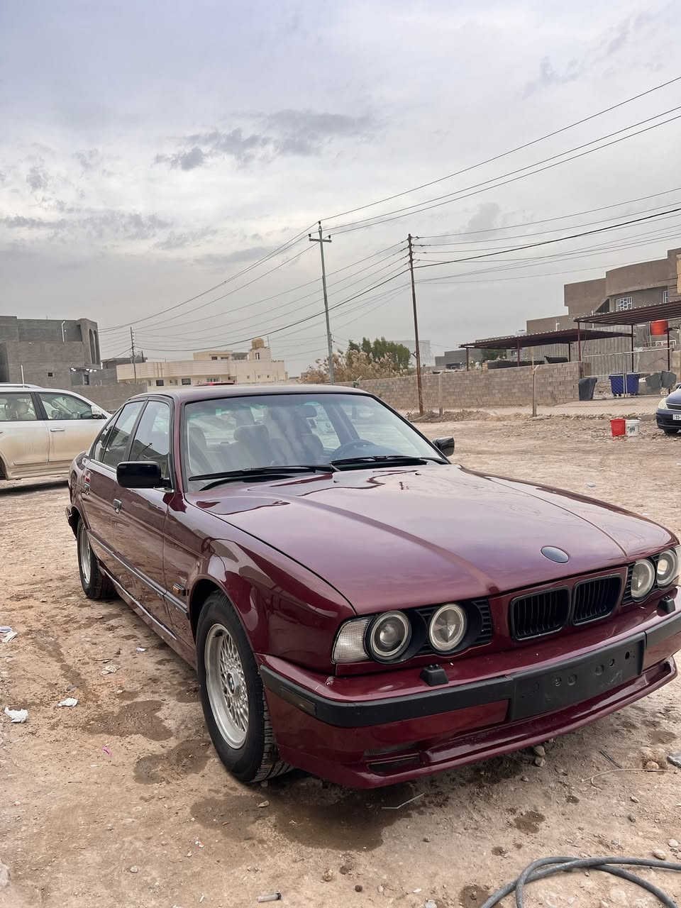 (525i). BMW e34
موديل 1991
كير أوتو 
وارد الماني
محرك مسكر فانوس
داخل جلد اسود +صاج ملكي
رقم سليمانيه
تحويل ثاني يوم او وكاله 
ويل 15 خليه
حداديه امامي خلفي جديده
سلايت روف شغال
دبل ايرباك
دركة f10
مري منفصل
جام ويا السلايت
سنتر لوك 
لايت صليب 
عالي زنون
عيون
كشنات جلد
تبريد شغال ثلج ❄️
محرك وكير شرط الكفاله
لون ماروني دم الغزال🔴
صبغ جديد تعمير درجة اولى 
كل شي جديد 
كهربائيات كلها شغاله
نعومه وعزل بلادي 
تخم تايرات جديد
السعر ٦٨ وبي مجال حك الجيه

بيع او مراوس حسب القناعه


**إذا كنت صاحب هذا الإعلان وتريد حذفه لأي سبب، رجاءا أرسل رسالة إلى الدعم الفني**