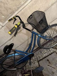 بسكليتين • للبيع