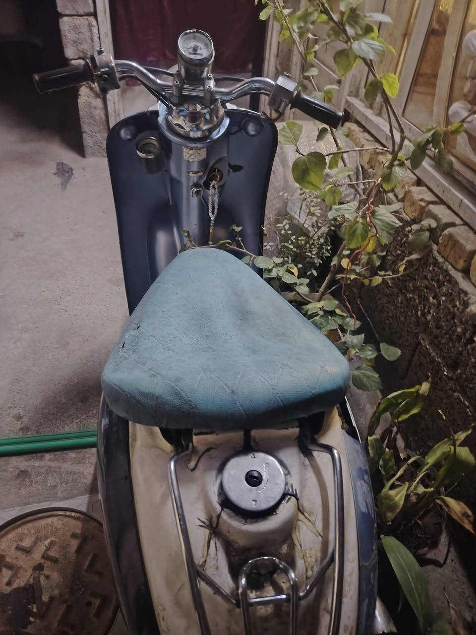 دراجة عبد الحليم كلاسك فحل سلف هندر السعر 150 بغداد الشعب ***********
