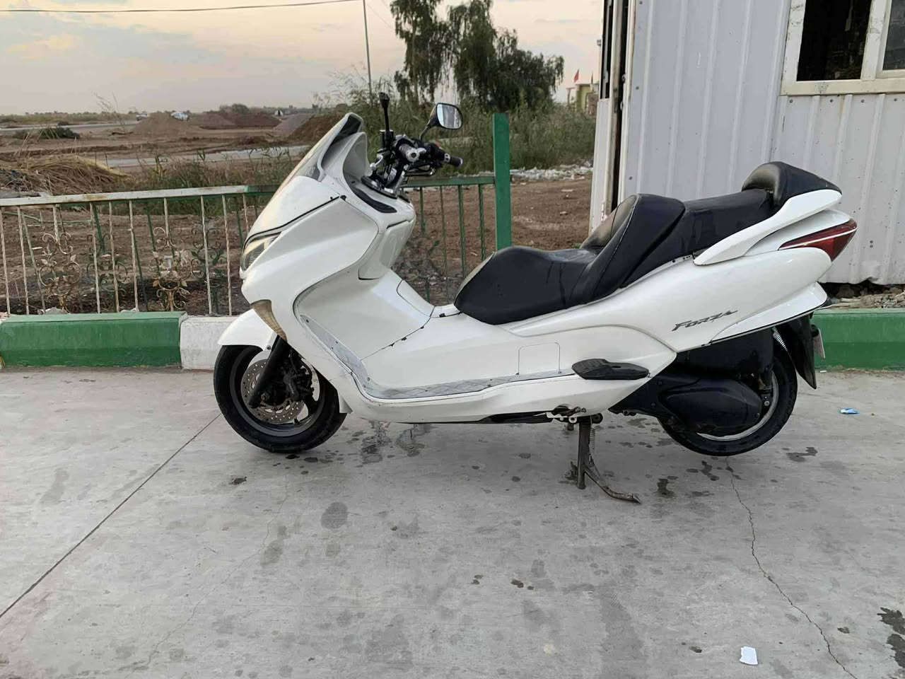 دراجه فورزه 9 للبيع دراجه خير من الله كلشي بيه شغال لايك واشاير وبك لايك وكهربايات كله شغاله الدراجه تأخذه ربع ما تذب عليه للاستفسار الاتصال *********** خاص ما مفتوح
