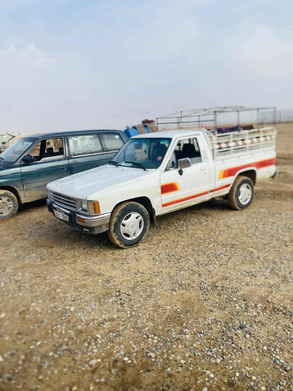 بيكم للبيع موديل ٨٨ رقم صلاح دين مشروع وطني لل ٢٠٢٩ انكليزي بسامينه كير ومحرك كروسيده حار بارد سياره لوك ٥ كير محرك اكسل بشرط سعر ٥٣ بي مجال شراي اتصل *********** اسيا *********** مكان كركوك باجوان
