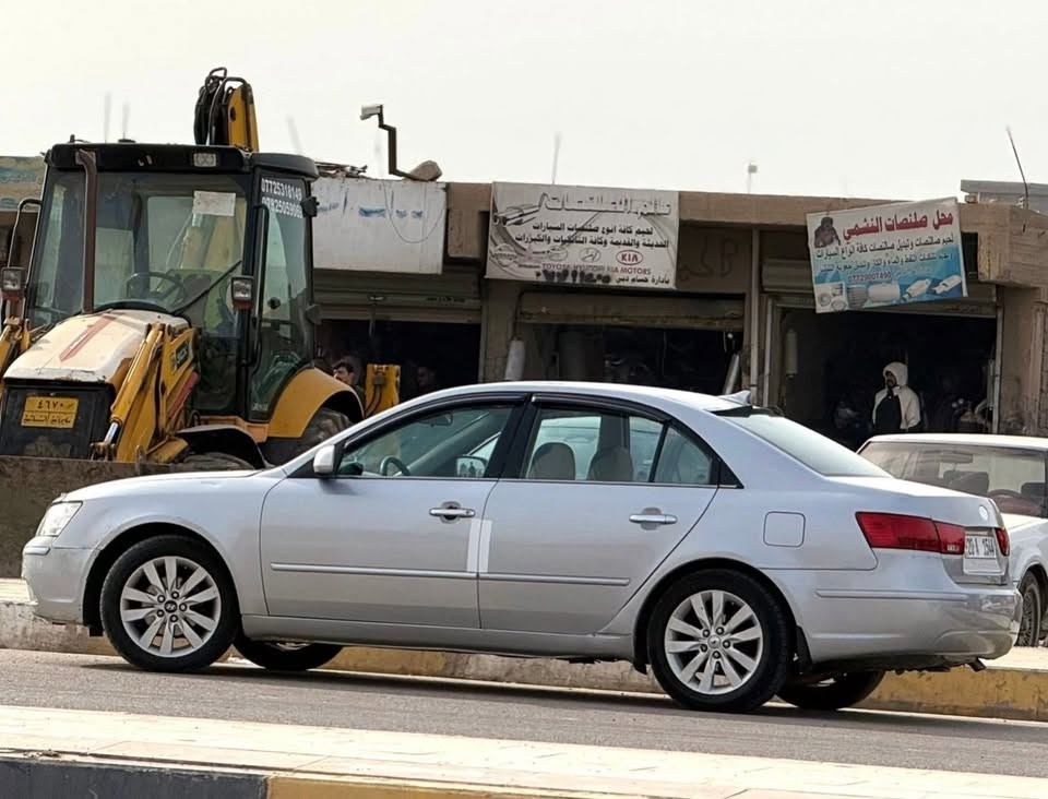 السلام عليكم 
سوناتا ٢٠١٠ رقم ديالى الجديد سنويه الى ٣٠ هزه جديده محرك ٢٤٠٠ دوش وارد امريكي تبريد ثلج صدر امامي خلفي جديد سياره متصرف عليها مال جناي الضرر مثل ماموضح بالسونار السونار مرفق بالمنشور السعر ٩٨ وبيها مجال مكان السياره ديالى الخالص 
الشراي يتصل بي واتساب   ***********
