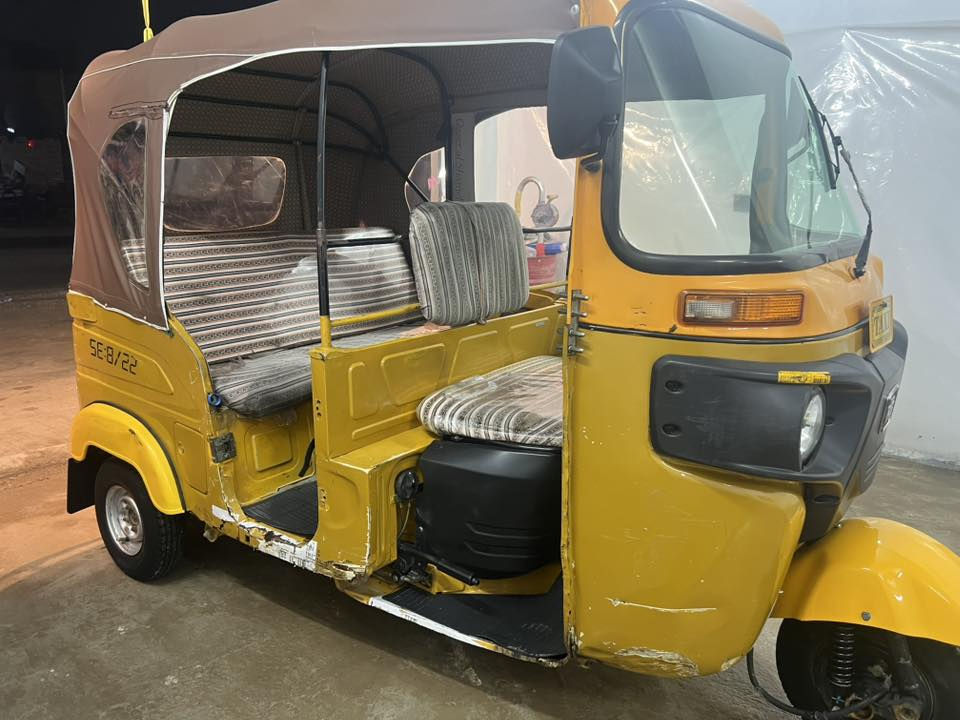 سلام عليكم تكتك واحد21 لونين شهر الرابع تكتك خير من الله مكينه اكسن كلجات خير من الله اتحط سويج بوجك لشغل بس الكشر يرادله شغل ..مكاني بغداد حي اور ***********…..السعر 5ونص وبيه مجال حك الجيه اوراق مامرقمه كامله اوراقه المصطفى
