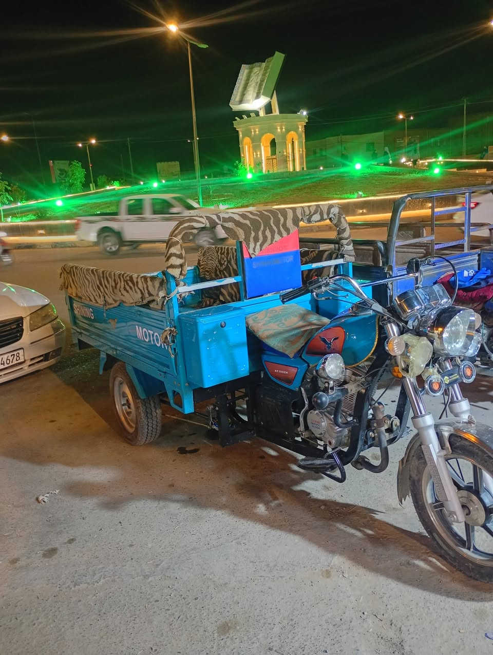 السلام عليكم ستوته صقر موديل 23 للبيع زيرو نضيفه المكان ديوانيه رقم هذا 
***********
