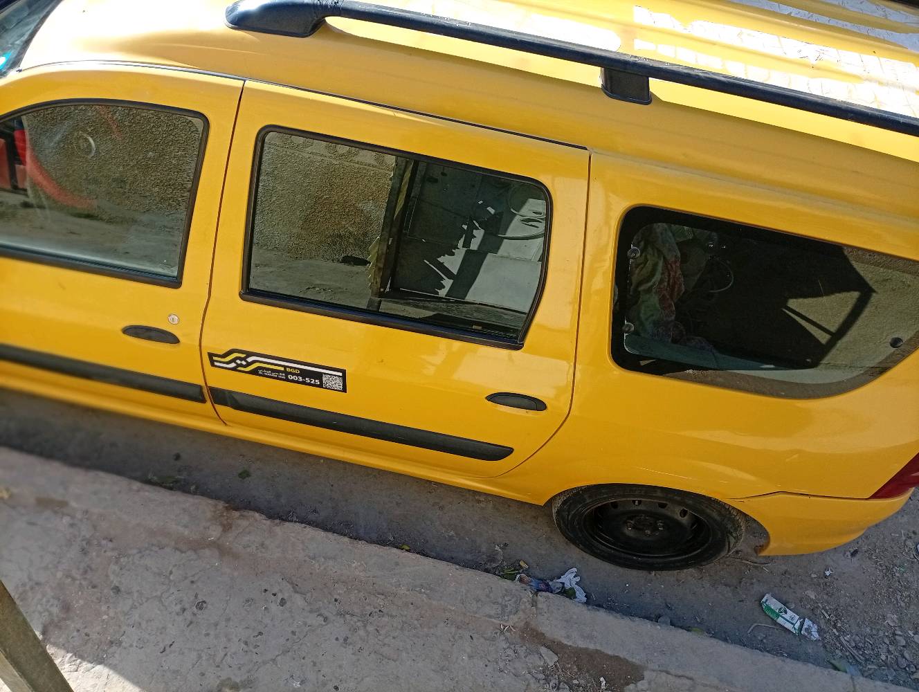 سلام عليكم رينو2010كيرمحرك خيرمن الله بيه طخطخات ظربه قويه مابيه تبريدنقص بواري وراديترصدره نص عمريرادله دوشمه 