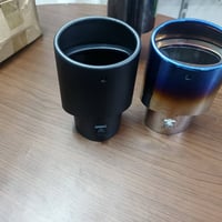 ٢ خوذات • ألوان مختلفة