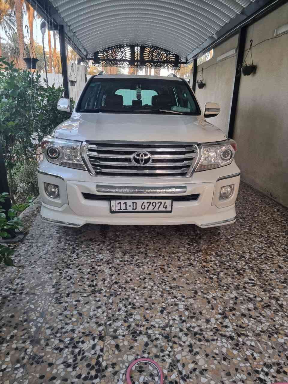 2012
سياره بغداد سنويه بأسمي
بيها قطعه جاملغ خلفي ايمن بارد
مكينه كير اكسن  سياره مكفوله
للتواصل ***********
