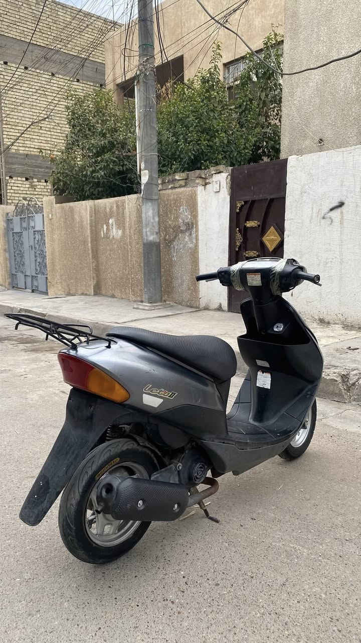 سلام عليكم
 دراجه سازوكي 60 للبيع الدراجه نضيفه مناحيه المكينه والكفرات باتري جديد قبل فتره شاده  واليتات والشاير والهورن والسلف شغلات تايرات ثنين جديد مابيه أي نقص وعليه ادامه كامله تجي تنكر سلف وتطلع السعر 200 وبيه مجال 
العنوان : بغداد اتصال ***********
ملاحظه: الدراجه بيه أوراق
