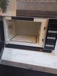 مايكروف شارب ياباني نظيف جدا ٦٠ الف 07702312042