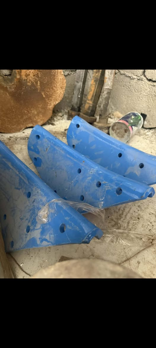 سلام عليكم
متوفر كافه الادوات الاحتياطيه بسعار مناسبه جدا جدا شفرات فدان البلير  وسرج وشفتات متوفر توصيل لكافه أنحاء العراق التواصل عل آرقام الهاتف ‏‪***********‬‏
