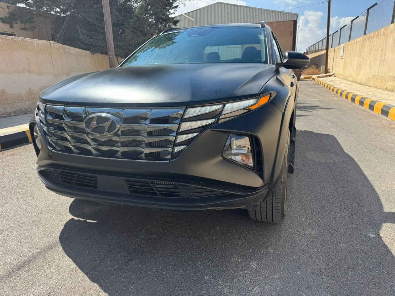 سانتا كروس 2022
للبيع او المرواس
دفع رباعي Awd
كير اتماتكي و غيرات من الاستيرن شاشه كار بلي اصليه معربه
محرك 4 سلندر بشكل قياسي سعة 2.5 لتر و محرك تربو
مواصفات السياره SEL premium
ضربتها جاملغ امامي و بنيد بارد
وضربه بلقماره بدون ايرباك
السياه مصبوغه عام اسود مات
محدثه توكسان 2023
رقم سليمانيه تحويل ثاني يوم
180 ورقه


**إذا كنت صاحب هذا الإعلان وتريد حذفه لأي سبب، رجاءا أرسل رسالة إلى الدعم الفني**