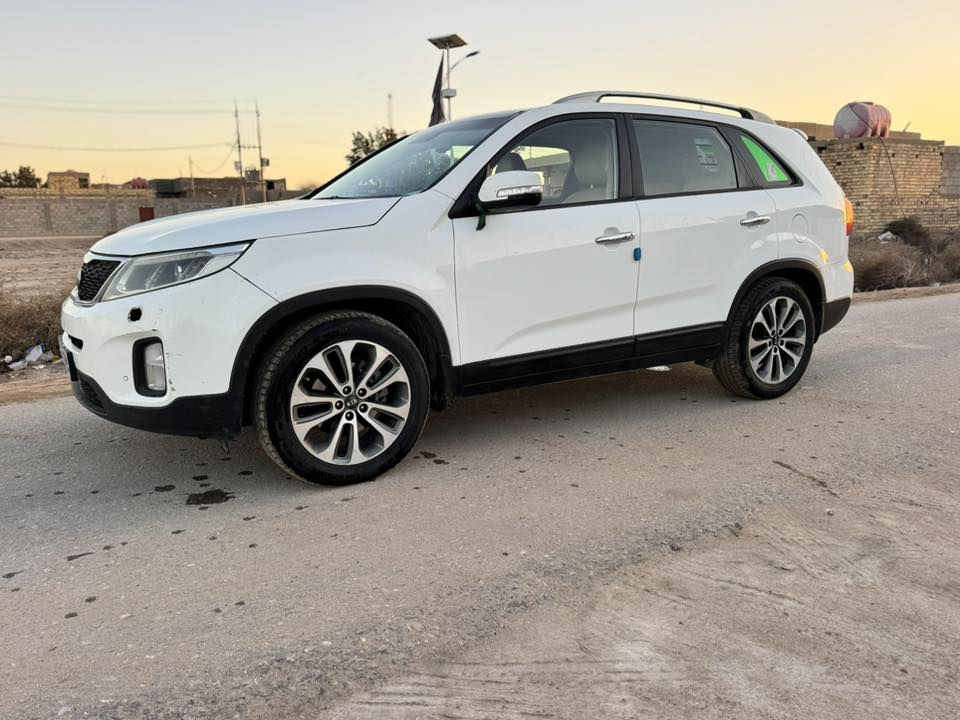 السلام عليكم 

كيا سورنتو خليجي  اعلى مواصفات 1/1

الموديل 2014 رقم البصرة

بأسمي تحويل مباشر ثاني يوم 

كفاله عامه بيه اقل شبر بارد فقط بجنطه

عداد المسافه 190 الف حقيقي

1-محرك 6 سلندر 3500

2-بصمة تشغيل + بصمة ابواب 

3-بانوراما طكتين 

5-تحكمات استيرن 

7-كروز سرعه ومثبت سرعه بالستيرن 

8-تبريد 3 قطع + تدفئه تبريد بالكشنات

9-شاشة ترحيب

10-شاشه اعطال

11-يدات نيكل 

12-منظومة زنون LED

13-لدات امامي خلفي 

15-مري جانبيه شفط كهربائي

16-جرص سرعه عند (120)

17-كشنات جلد لون 

18-بصمات تشغيل عدد(2)

19-اشارة ترحيب باليدات عند الاقتراب

20-كشنات اماميه تحكم كهرباء 

21-حساسات عدد (8) امامي خلفي 

22-ايرباكات عدد(8)

23-كامره خلفيه 

24-شاشه صغيره لمس بلادي 

25-انظمة قياده عدد(4)

26-نظام ايكو اقتصادي

7-27 راكب + 7 تجاوي

28-زراك لايت

29-بردات خلفيه 

30-مري قلاب ع بك 

31-منفذ شحن 12V+USB+AUX

32-ذاكرة خزن ميموري عدد(2)

33-اريل نفكيشن 

34-عداد الكتروني 

35-جام اتو + حاكية بلوتوث

36-ويل كب كروم حجم (19)

37-تخم تايرات (NEXN)كوري اصلي 

السياره استخدام شخصي وعليه صيانه دوريه

‭0782 648 6462‬
