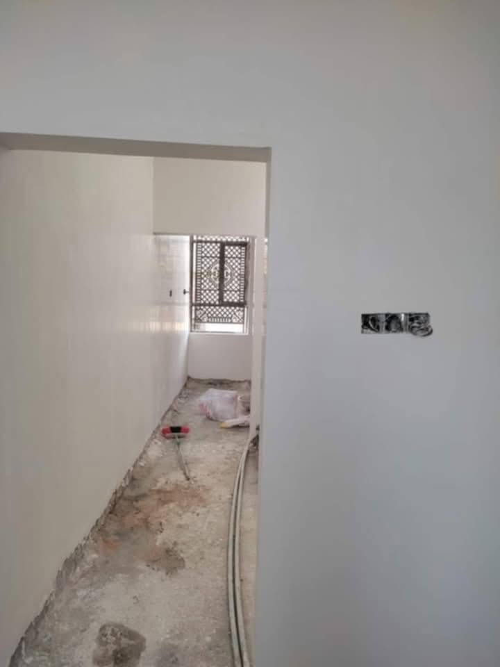السلام عليكم خلفه لبخ جراره سقل طلس تصفير جص بورك نثر شغل درجه اولى 
تواصل ***********واتساب واتصال

