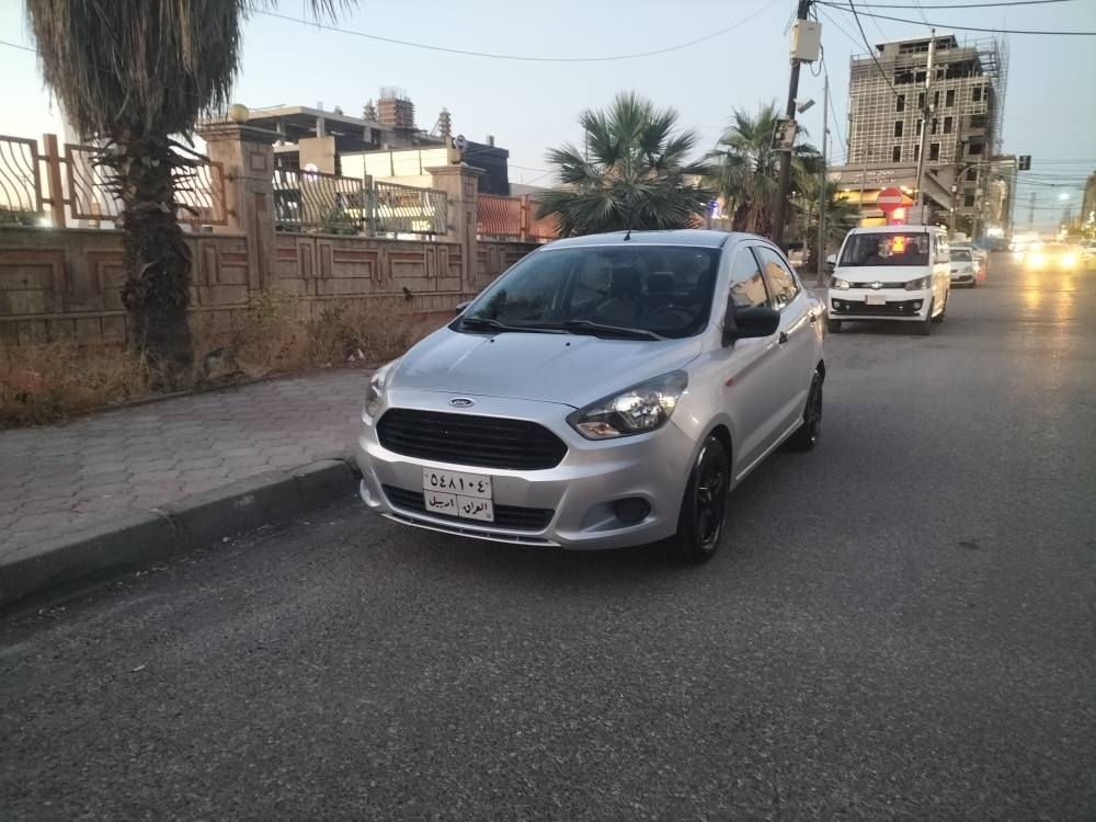 فورت فيگو موديل 2017 بئ سبوغ ه‍يچ سبوغي نيا به شه رته موبايل *********** گيرو مه كينا به شه رته نه كراي ته وا شوغت و ته عديل سارد به شه رته سعر 77 سه نه وي به ناي غوماته 6 وه ره قه غه رامه ي له سه را پاش مه عامه له ده يگرينمه وا أربيل, العراق
