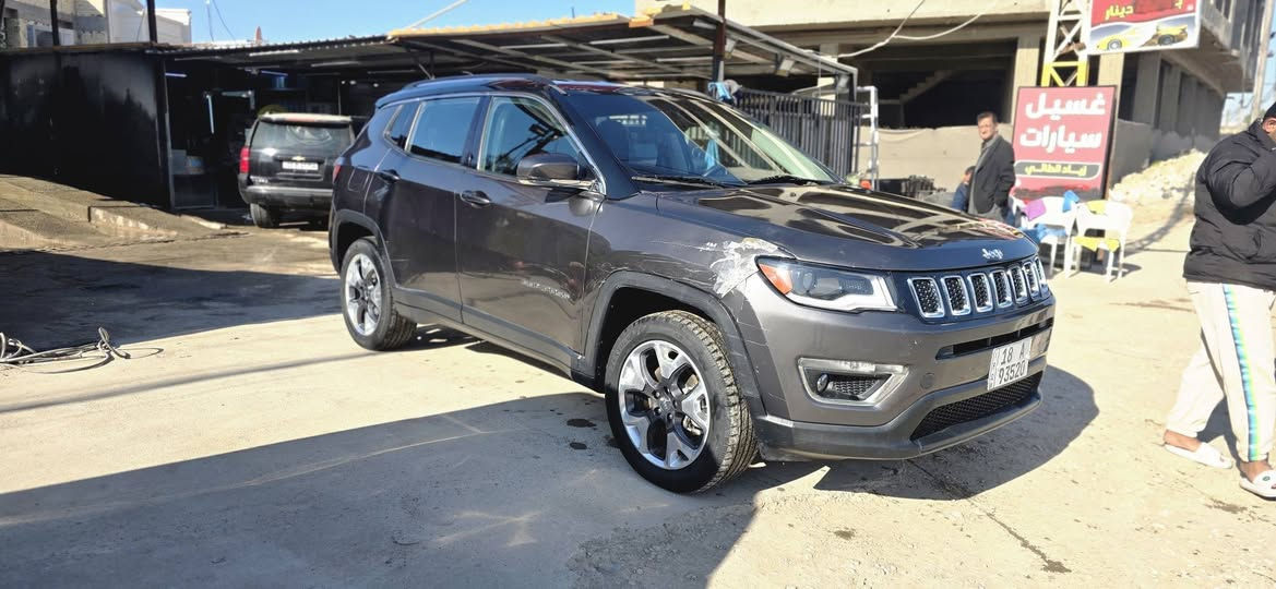 السلام عليكم

للبيع او مراوس 

jeep compass

مديل 2018

ماشيه 72 الف 

المواصفات فول ما عده فتحه  

كشنات جلد 

🔥هيترات بل كشن 

ستيرن هيتر 

🖥شاشه كبيره 

اربع سلندر 

حادثه دعاميه امريكه بل العراق صار بيه جاملغ  مثل ما موضح بل صوره 

مكان بابل مركز مدينه 

سعر125وبيه مجال حك جيه 

📱***********
