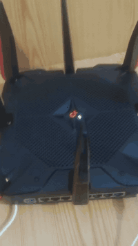 راوتر كيمنك  TP_LINK  للبيع
AX 11000

Wi fi 6

ألسعر   ٣٠٠  ألف 

متوفر توصيل لكل محافظات العراق 

واتساب  ***********
