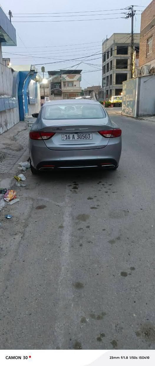 السلام عليكم
كلسلر c200   موديل 2016
محرك 3600 / 6 سلندر 
مواصفات 
بصمه 
تحكم استيرن 
شاشه 
هند بريك بصمه 
نظام تزحلق 
لد خلفي 
لايت زنون 
ويل كب 
حادثها جاملغ وبنيد من جهه الصدر بيها مكانات صبغ ابيع حزززام بس هيه مو حزام 
مكاني النجف مراوس*********** بيع 85 النجف, العراق
