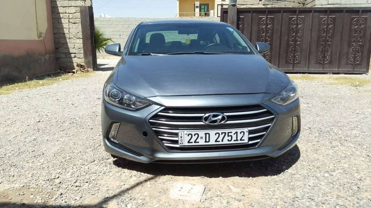 السلام عليكم..
سيارة للبيع، إلنترا موديل 2018
ماشية 94 رقم أربيل 
ناقل حركة (عادي)، السنوية نافذة لغاية شهر 11 من سنة 2030.
فحص (هزة) جديد.
المحرك و (الكير) شرط.
(التواير) والكهربائيات جميعها شغالة.
الضرر: حسب ما موضح في السونار، مع وجود (طخة) خفيفة في الجاملغ الأمامي من جهة السائق (معدلة يدوياً).
الموقع: الشرقاط - ناحية آشور (اسديرة).
السعر: 120 ورقة (وبها مجال بسيط للمراضاة).
التحويل: متوفر في أي وقت.
للتواصل:
أبو صدام (***********)"
