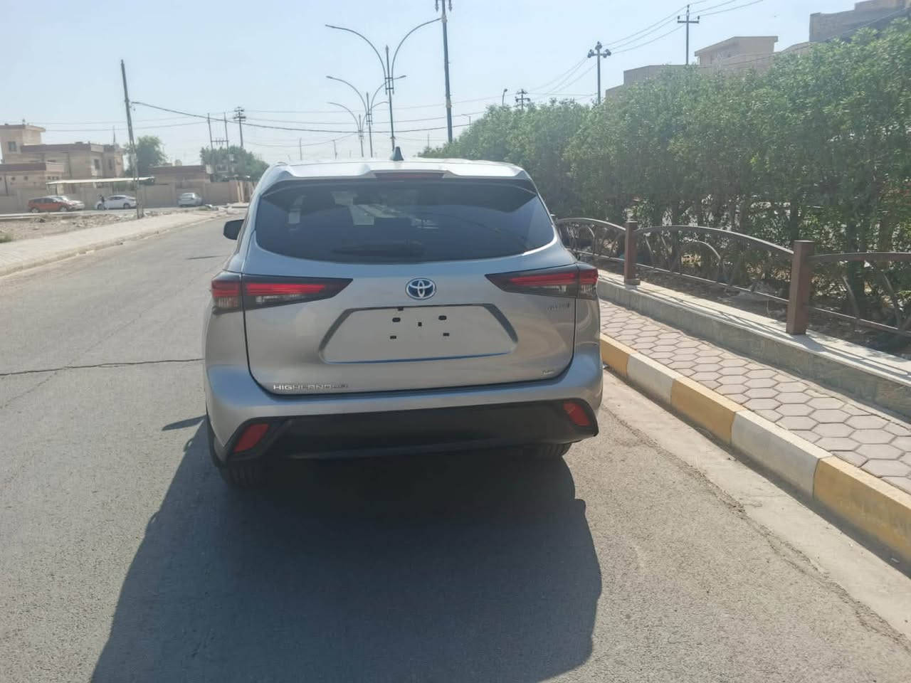 مكينه 2500 تيربو أربعة سلندر فورويل الضرر كما موضح في الصور تبديل دعاميه وجاملغ ايمن ويصليح شبر في البنيد والباب الامامي الايمن مكفول اللغود والشواصي والايرباكات والتبريد غاز الشركه مرقم بغداد باسمي السعرخاص الاتصال على الرقم ***********
*********** فقط واتساب
