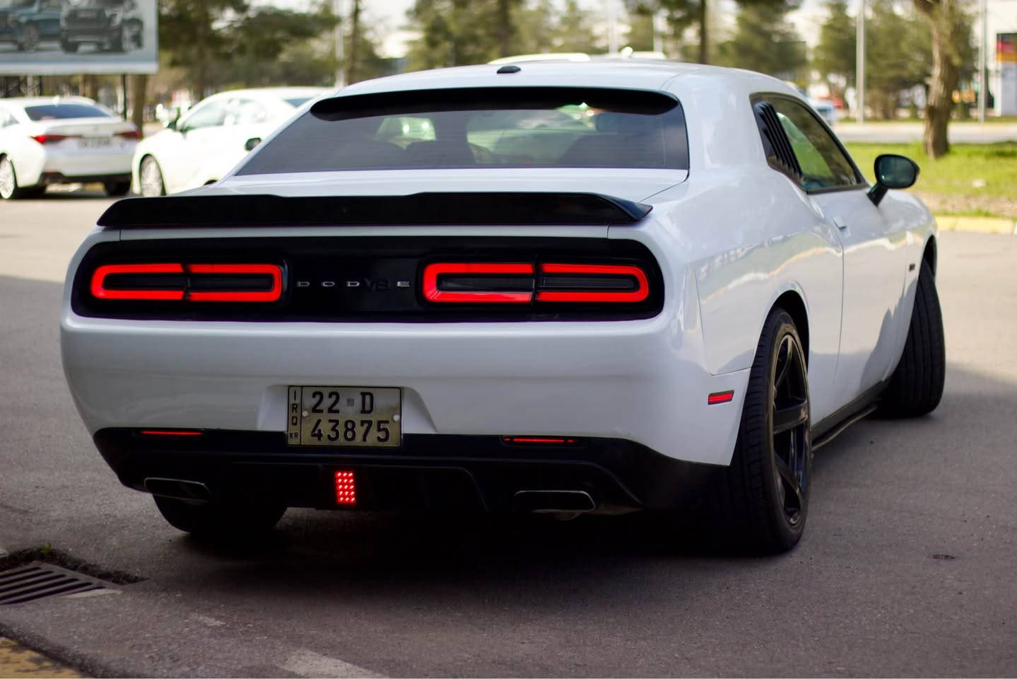 challenger 2016
sxt
٤قطعة و نص سبخ بدون دواخل شرط
مکینة مفتوح بس شرط 
کامل برمجة SRT
شاشە کبیر
بسمة 
*********** السليمانية, العراق
