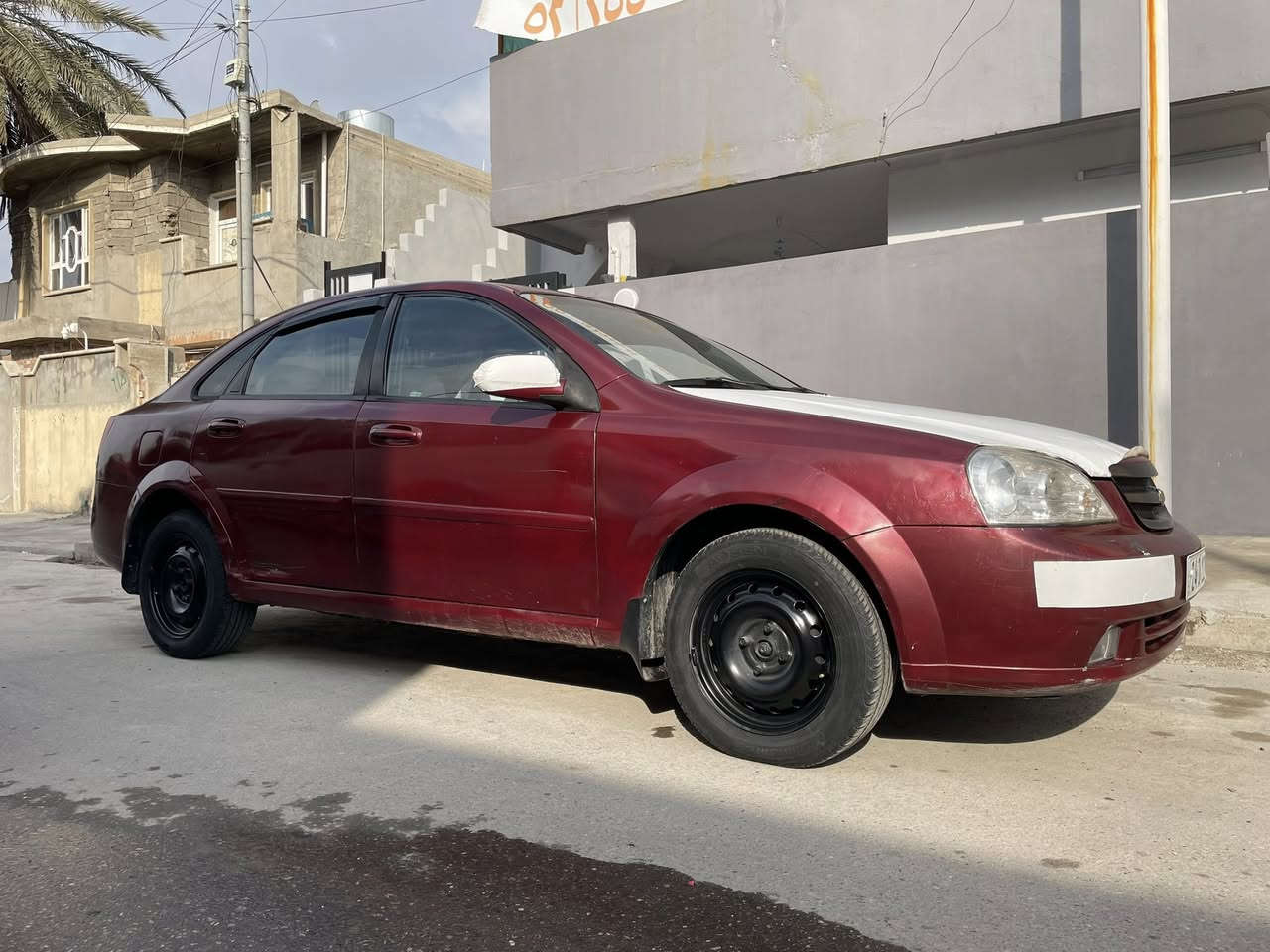 البيع فقط بدون مراوس ونقد فقط 
اوبتراء 2007 لون ماروني رقم دهوك رقم وسنويه جديد إلى 29 مكينه وكير شرط مكينه 16 وايرمنيه ضفيره كلو جديد كلو شغال طخم جديد طخم تايرات جديد سياره جاهزه بدون اي مصرف شرط التحويل عليها غرامه 250 تنزل من سعر السياره تاكيه ع جها سايق بجم وحوض كبس وضع شركه بدون اي ضرر سعر 55 وقابل للتفاوض بسيط مكان سياره موصل جانب لايسر حي التحرير
*********** 
***********
