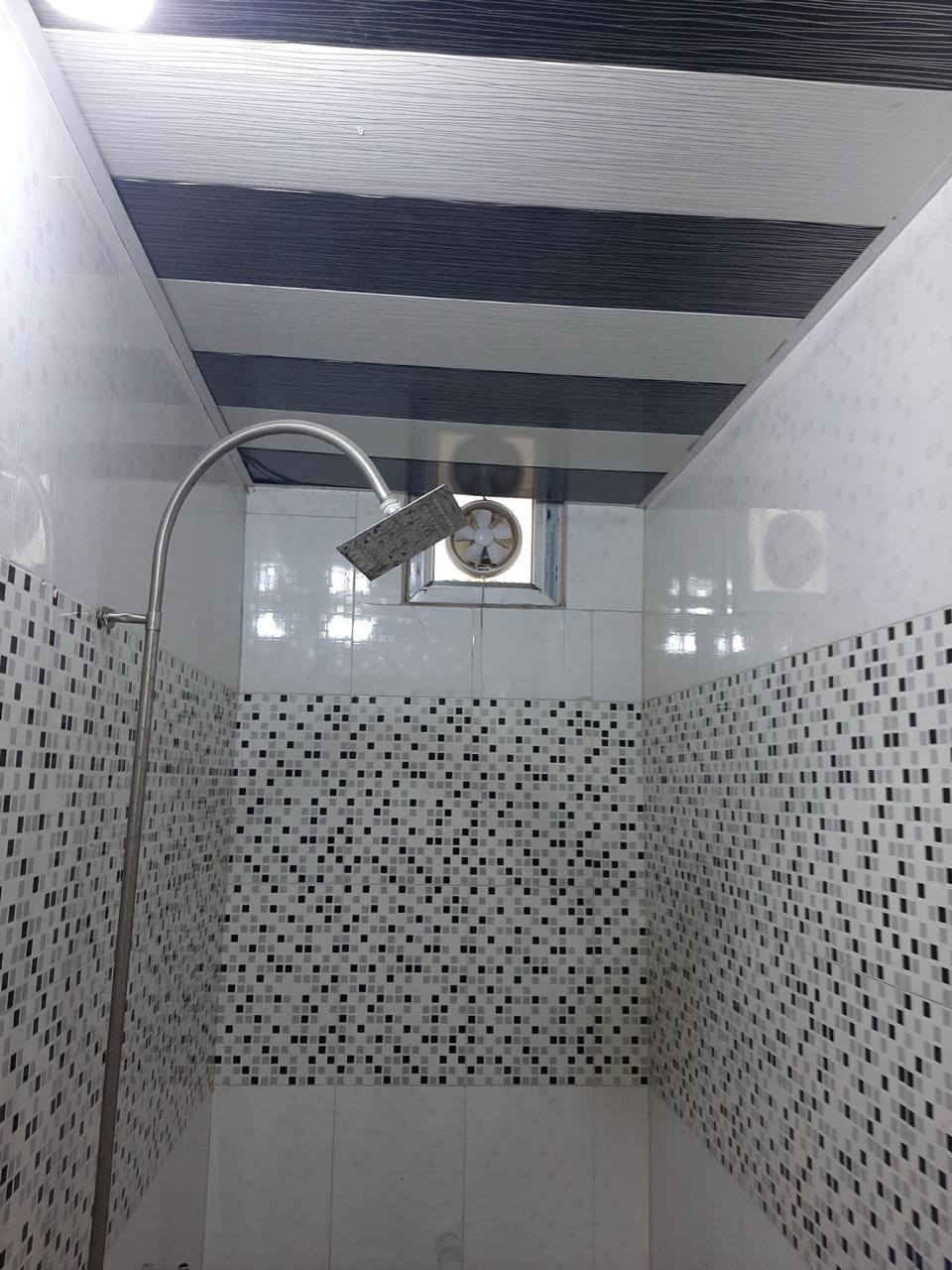 بيت 100 متر طابق واحد يحتوي على خريطة كاملة غرفة وصالة واستقبال وصحيات داخلية خارجية وساحة بيت اساس وسقف كونكريت البناء بلوك الشمال البيت عالي عن الشارع البيت بناء جديد طابو زراعي سند 25 السعر 42 مليون وقابل للتفاوض الموقع كوفة سهلة شارع معمل الدبس شارع ابو الفضل العباس علما ان البيت ركن وواجهتة ٦ ونص متر للأستفسار واتساب ***********
مكتب الموسوي للوسائط العقارية مستعدون لأستقبال عروضكم التجارية والزراعية والسكنية بيع وشراء رهان ايجار
