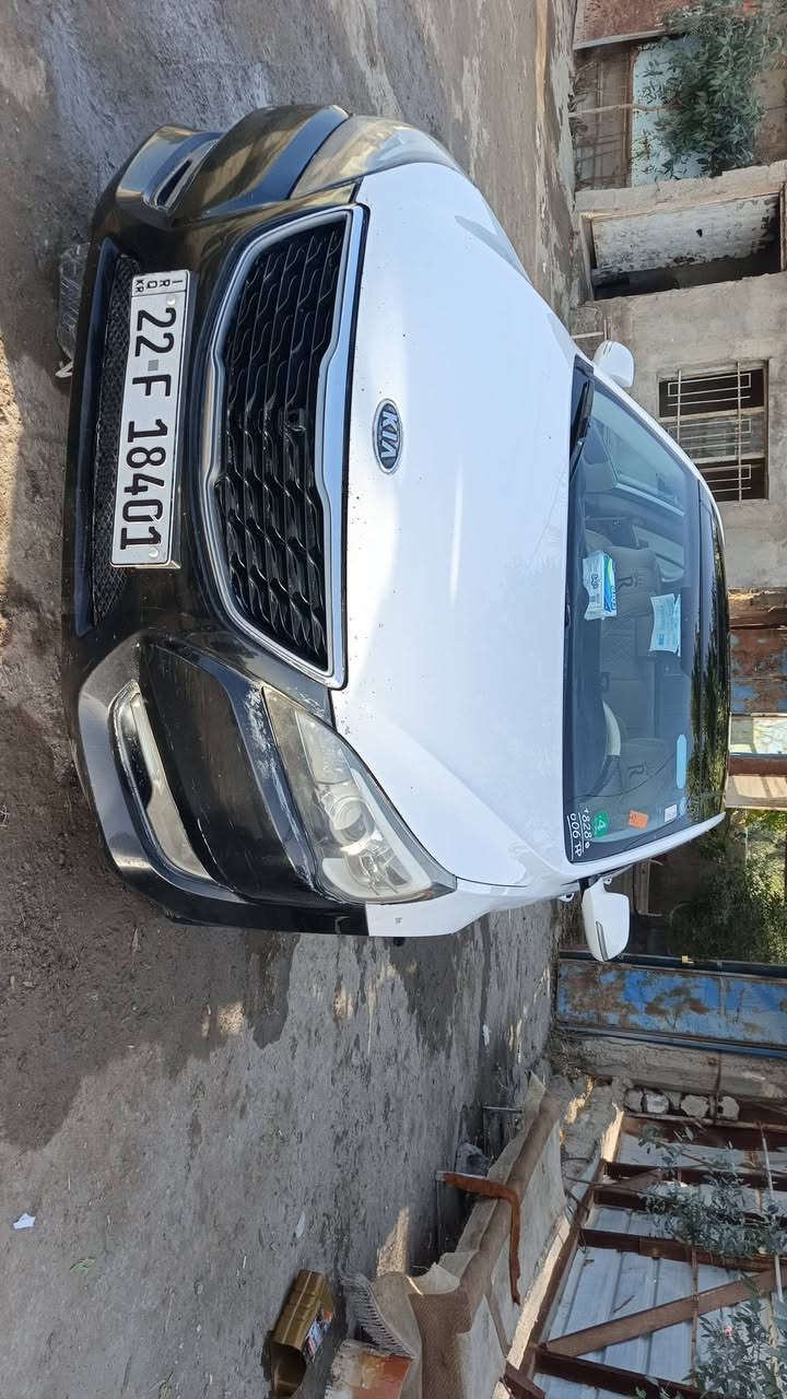 سلام عليكم كياء كادنزه ٢٠١١فول مواصفات خليج سعر113 وبيه مجال رقم ***********
