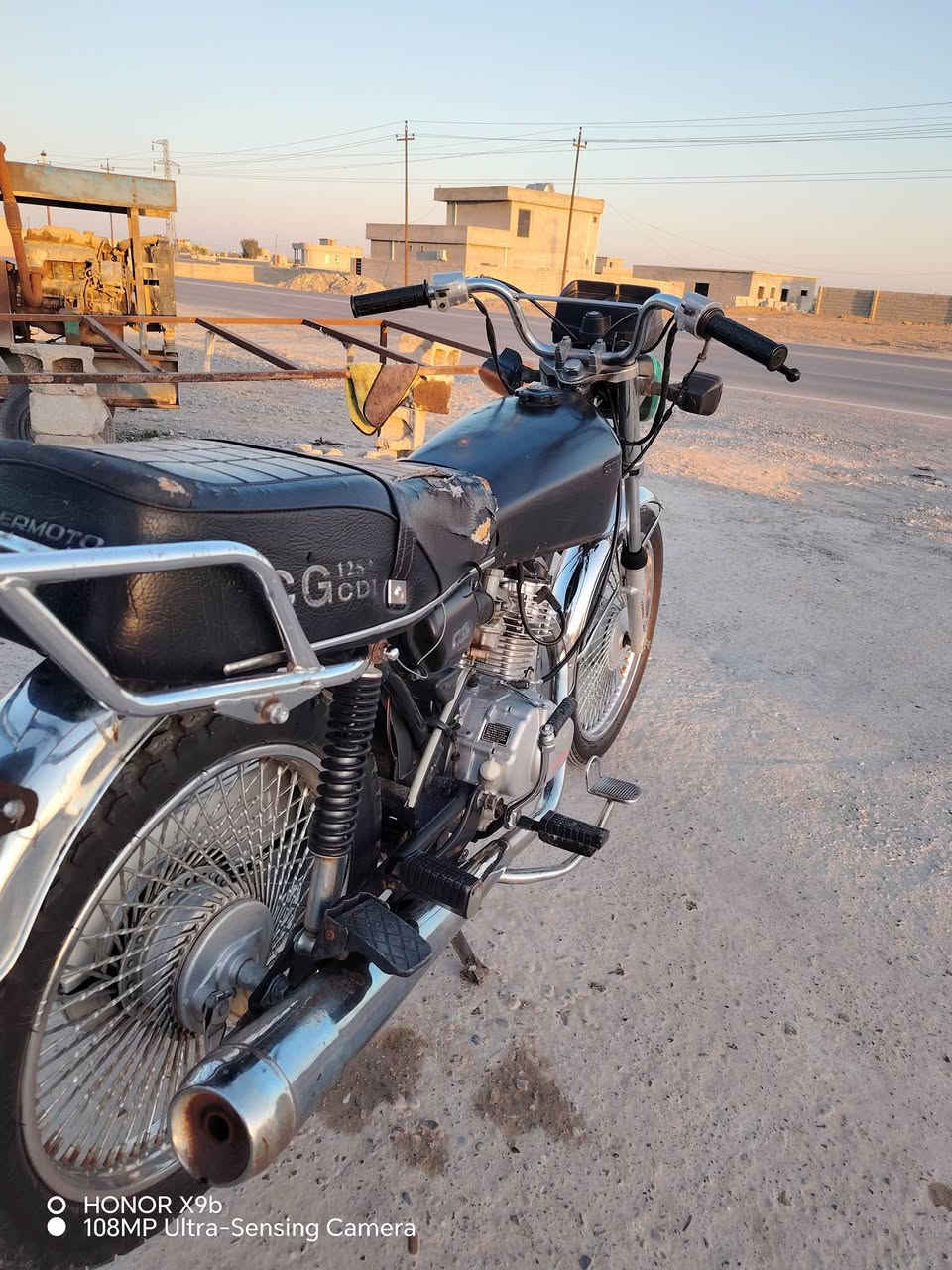 السلام عليكم موطور كلو شغال للبيع السعر 350 مبدلل بيه بس كور موديل2018 للاستفسار مراسله خاص


**إذا كنت صاحب هذا الإعلان وتريد حذفه لأي سبب، رجاءا أرسل رسالة إلى الدعم الفني**