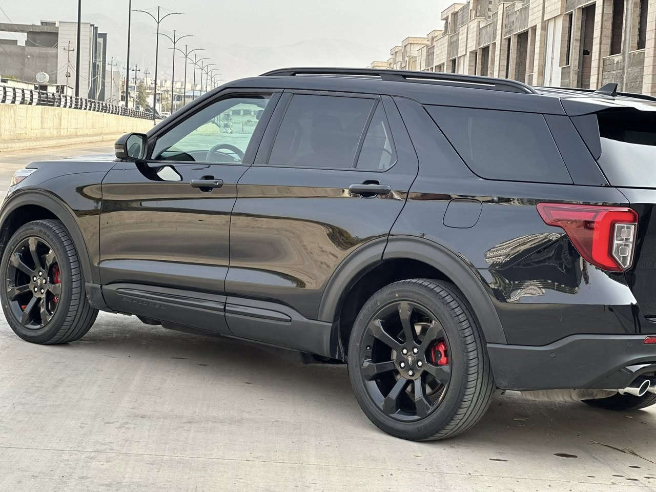 ford explorer ST. v6 twin turbo 2023
فوول مواسەفات

پانۆڕاماـ کامێرای 360ـسندووق کارەبای 360 ڕادار ـکووشن سارد و گەرم ـ 8پەڕەشوت ـ کوشن vip

ئەوتۆپارک

دوو بەسمە ڵەگەڵە

زۆرموواسەفاتی تر

سەیارەکە دوو مانگ کاتی لەگەڵە 

سێ پارچەی پێشی کلێری ئەمریکایە  بەڵام دوپارچەی کلێرەکەی لێکراوەتەوە تەنها بۆنیدی کلێرە بێ ناوگرتن 

ئێرباگ تەنها سوکان و یەك شان تەقیوە  

ژ.م /بۆکوردی ***********

ژ.م/بۆعەرەبی***********

1FM5K8GC0PGB36284

325$
