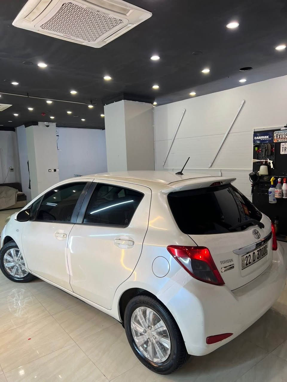 تويوتا يارس ٢٠١٢ فوول مواسةفات يةك پارچةي سبوغة بي ناوگرتن بي ئيرباگ گير و مةكينةو تةبريد و تةقةو رةقةو غرامة هةمووي بةشةرت سعري ٩٧ خلاسي *********** أربيل, العراق
