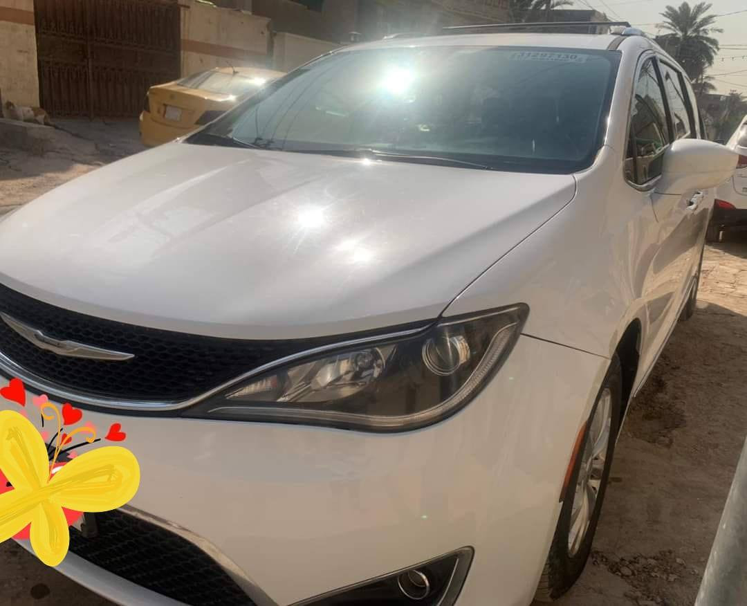 كلايسر باسفيكا موديل 2018 وارد امريكي بدون ايرباك حادث خلفي فقط مثل ما موضح بالصور فول مواصفات عدى الفتحة السقف ماشية 137 الف كم سيارة رقم بغداد باسمي الاستفسار *********** مكان سيارة بغداد شقق زيونة السعر 180 ورقة
