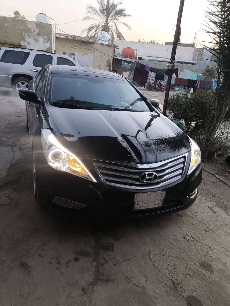 سلام عليكم للبيع ازيرا مديل ٢٠١٢ وارد امريكي حادثه بنيد وجاملغ البنيد مبدل نفس الون وجاملغ مصبوغ وبيه بارد بالعراق بالباب الخلفيه بس محرك ٦ سلندر بيه صوت راجز ابيعه محرك كايم السياره فول مواصفات ١/١ رقم نجف الماني السعر ٨٨ وبيه مجال قليل مكاني بابل للاستفسار الاتصال ***********
