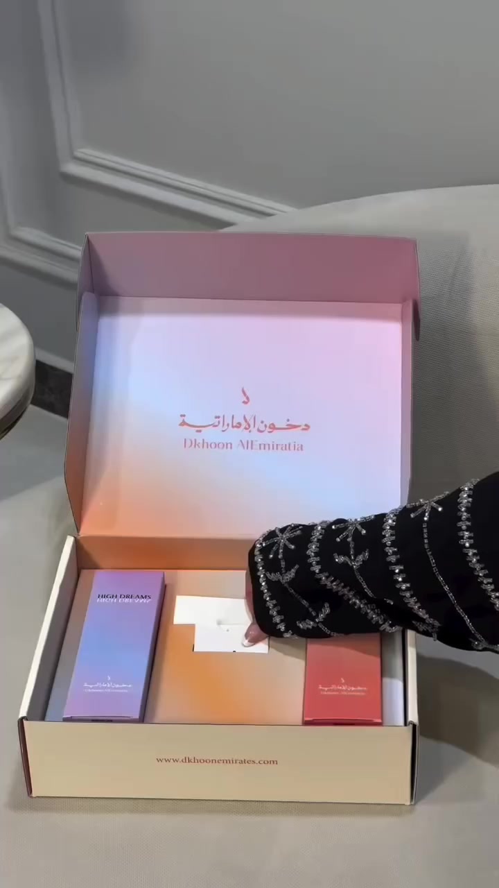 كوليكشن الصيف الجديد!
نفحات منعشة تبرد صيفك
وثبات يرافقك طوال اليوم 

يضم عطرين بمكونات تجمع بين الفخامة، النعومة والانتعاش

عطر ايلاند روز: يتألق بإفتتاحية من الليتشي والبرغموت، ممتزج بالورود والفاوانيا ولمسات المسك، وخاتمة فخمة من اخشاب الكشمير والبخور.

عطر هاي دريمز: مزيج بين الكمثرى والبرغموت، مع الورود والياسمين، وخاتمة من المسك الأبيض والباتشولي والفانيليا.

جنس العطور: مناسبة لكل الجنسين 
وقت الإستخدام: صباحي/ مسائي
الحجم: 200 مل


**إذا كنت صاحب هذا الإعلان وتريد حذفه لأي سبب، رجاءا أرسل رسالة إلى الدعم الفني**