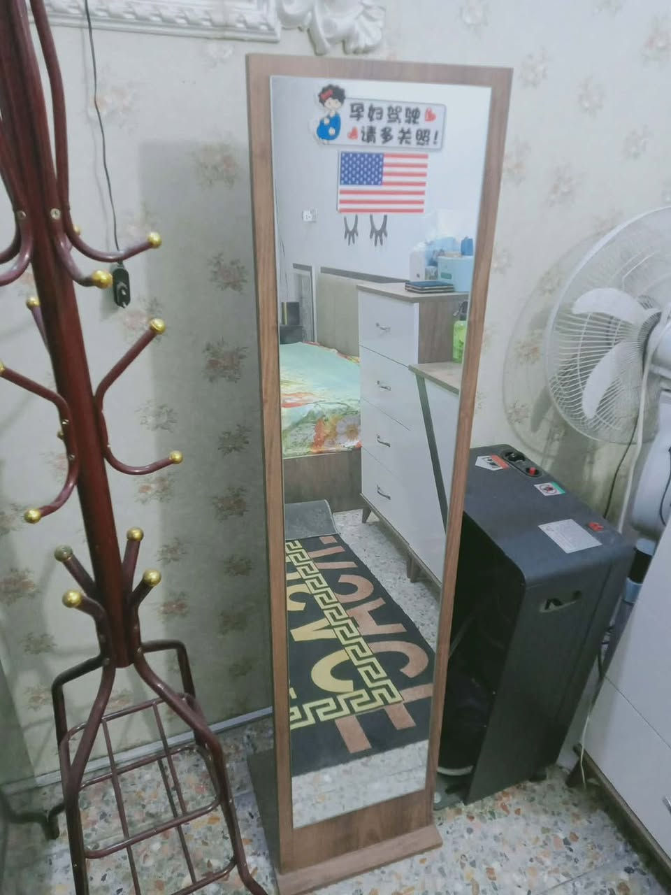 مرحبا غرفة تركية للبيع مستعملة ونضيفة  ب750مكاني بغداد المشتل لااستفسار ***********
