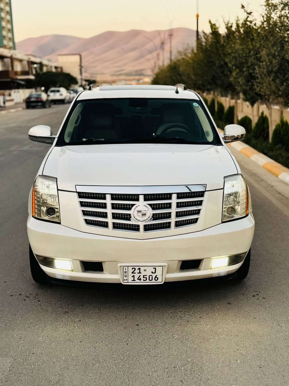 بسم الله الرحمن الرحيم
‏ CADILLAC ESCALADE 2011
▫️كاديلاك ئيسكاليد مؤديل 2011 فول مواصفات VIP
🔹فول فول مواصفات  مواصفات خليجى فور ويل 
_____________________________________
مكان🌆:: سليمانيه       سعر 💵:: 233$
هاتف📲:: *********** ::: 0750187526
_______________________________________
▫️بيع و مراوس ✅✅
▫️گير و محرك بشرط مامفتوح 
ماكو صوت و دغان و صرف  بدون خلل بشرط 
🔹ماشيه ٨٨ الف حقيقي بشرط 
سياره حل حيل جديد و نصيف  عل وصع شريكه
▫️(قطعة وحدة بص كلير  )بدون صربه  بدون ارباگ بدون فتح
________________________________________
▫️مواصفات Vip
( فتحه - فوريل - داغل اصفر - تشغل عن بعد - شاشه - جنتا شفط - DVD - فورميكا - كشنات جلد - كشنات تبريد و تتفئه - كشن خزن - ستيرن كهربا و تتفيئة - مراي شفت -  ٧ راكب - تبريد مركزي - سكليتر كهربا - يدات نيكل - زينون بيلادي - بلاجيكتور - تحديد سوعه ) 
_______________________________________
▫️اربع طيرات  و ويل جديد موديل ٢٠٢٠ ينشده 
🔹سياره جاهزه  سيرفس جديد  بدون مصارف 
🔹سنويه و ارقام و هزه جديده  بسمي 
تحويل و غرامات بشرط 
گير و محرك و كهربايات بشرط
_______________________________________
بسم الله الرحمن الرحيم
                                 CADILLAC ESCALADE 2011
كاديلاك ئيسكاليد مؤديل 2011 فول مواسفات VIP
فول فول مواسفات مواسفات خليجى ده بل ئه كسل
______________________________________
شوين🌆: سليمانى      سعر💵: 233$
موبايل📲: *********** ::: ***********
______________________________________
گيرو مه كينه ى به شه رت نه كراوه ته وه
سه وت و سه رف و خه له لى نييه به شه رت
ته نها 88 هه زارى حه قيقى رؤيشتوه
سه ياره كه زؤر زؤر جوان ماوه ته وه و نمونه يه له جوانيدا
( يه ك پارچه كليره ) به بى ناوگرتن و بئ ئيرباگ
______________________________________
مواسفات VIP
( سلايت - ده بل ئه كسل - ناوزه رد - شه غال - شاشه - سندوق شه فت - سه قف DVD - فؤرميكا -كوشن جلد - كوشن ساردو گه رم - كوشن خه زن - سوكان كاره باى و هيته ر - سئ ريز كوشن - ئاوينه شه فت - ته برد مه ركه زى - ته بريد له مس - سكليته ر كاره باى - ده سك نيكل - زينؤن - بلاجكتؤر ڤؤليؤك - تحديد سورعه )
_______________________________________
چوار تايه و ويلى لؤكى 2020 بؤ به ستراوه
كامل سيرڤز كراوه و يه ك دينار مه سروفى نييه
سه نه وى و ره قه م و هه زه ى تازه يه به ناوى خؤمه وه يه
ته حويل و غه رامه به شه رت
::: گير و مه كينه و كاره باى و هه موو گيانى به شه رت :::
_______________________________________

