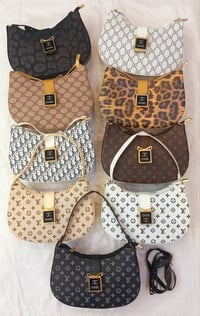 حقائب نسائية كوالتي عالي موديلات تجنن والأسعار مناسبه السعر القطعة 5ال...