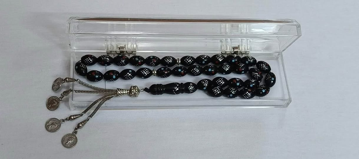 سبحه النارجين الطبيعي أصليه تطعيم 33حبه الحجم 12 الحبه
السعر 25الف 
توصيل جميع المحافظات 5الف
*********** بغداد, العراق
