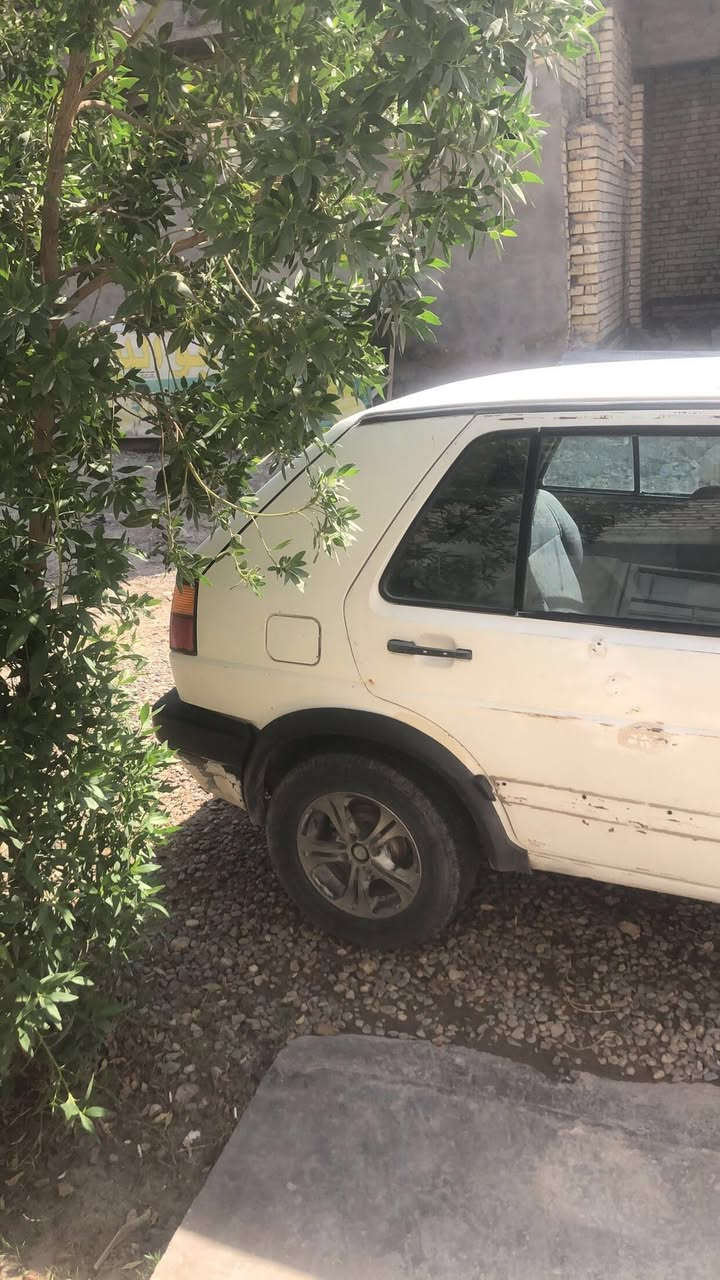 كولف موديل 91 بيها دخانة رقم ديالى انكليزي تسقيط او تعمير اوربي اربع نمر النمرة الخامسة وكع دشلي بلاستك وراح الخامس كابريتر ميكانيكي للاستفسار اكثر ***********
