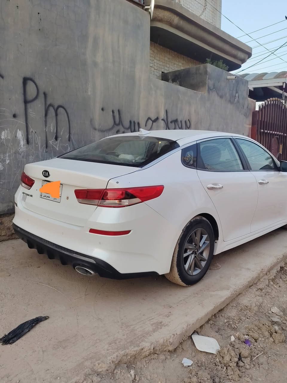 سلام عليكم
اوبتما 2019 Fe c1 2400 
. مودات درايڤ eco sport 
. السياره مفتوح بس كور والكير كفاله 
. مواصفات فول عدا الفتحه والبصمه
. التبريد ثلج 
. رقم بابل 
. حادثه قبق جنطه تبديل قطعه وحده فقط الجنطه
. السعر 170 أو بي مجال للطيبين 
. المكان بابل حله
. للتواصل ***********
