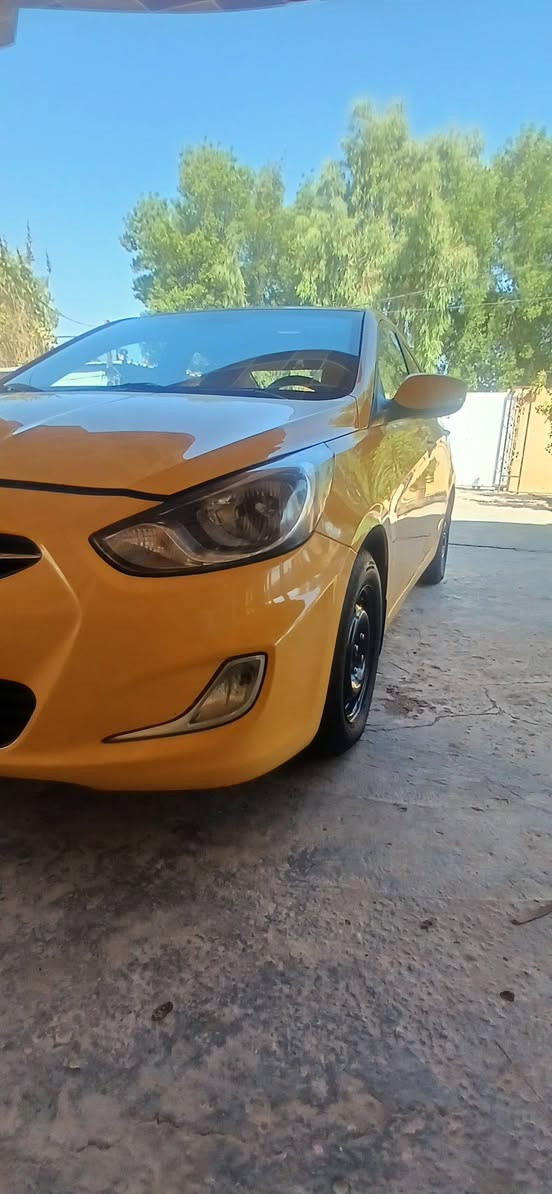 سيارةاكسنت خليجي محرك 1600 سياره نضافه فول كير و محرك مكفول العنوان بغداد 
رقم الهاتف/
***********
