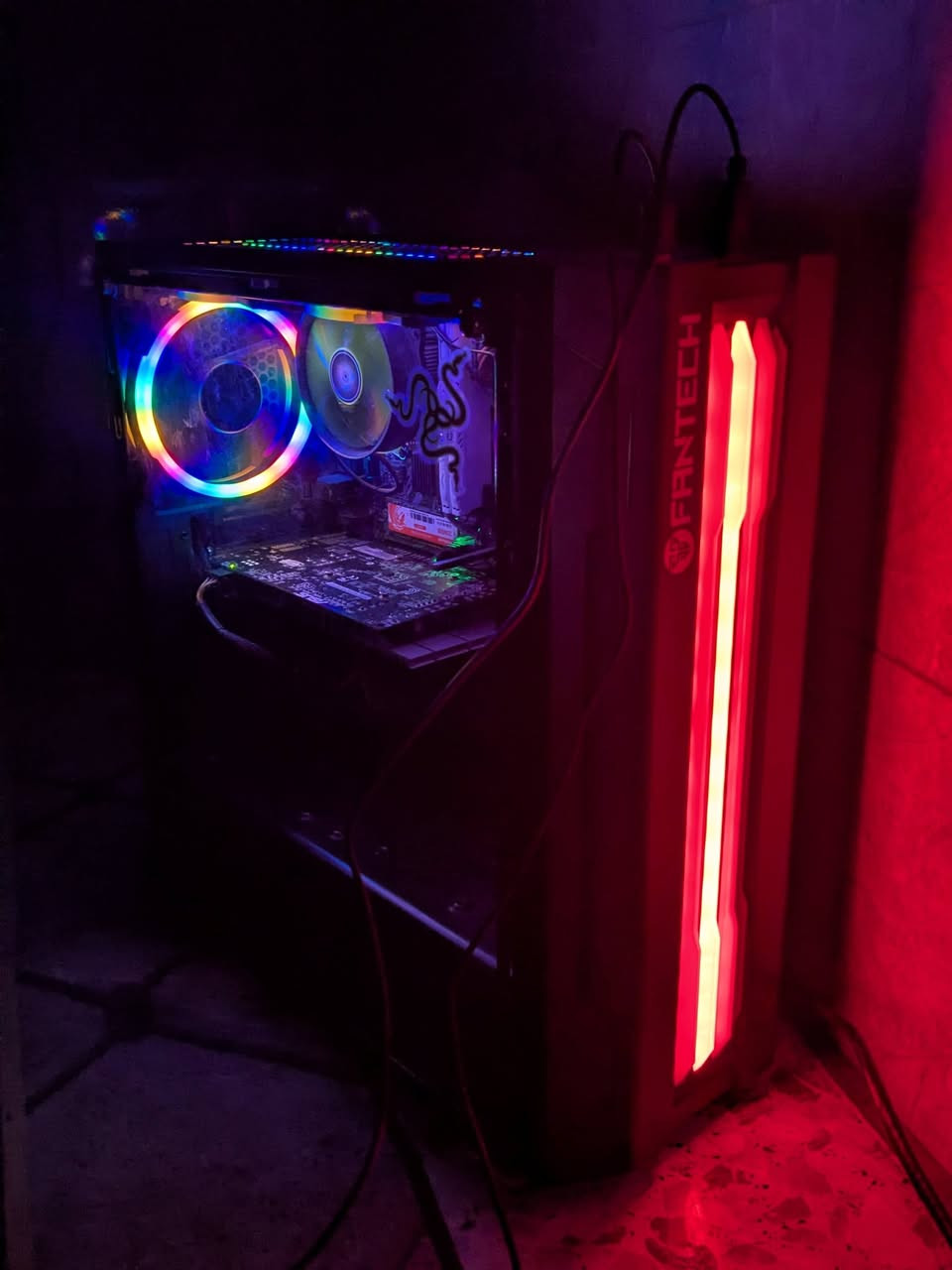 🛑بي سي للبيع
مواصفاته 
معالج i7
RAM 16
SSD 256 / HDD تيرا
كارت الشاشة GTX 750 il  / الكارت الثاني RX 580 8gb بي خلل لان متروك 
للاستفسار اكثر خاص


**إذا كنت صاحب هذا الإعلان وتريد حذفه لأي سبب، رجاءا أرسل رسالة إلى الدعم الفني**