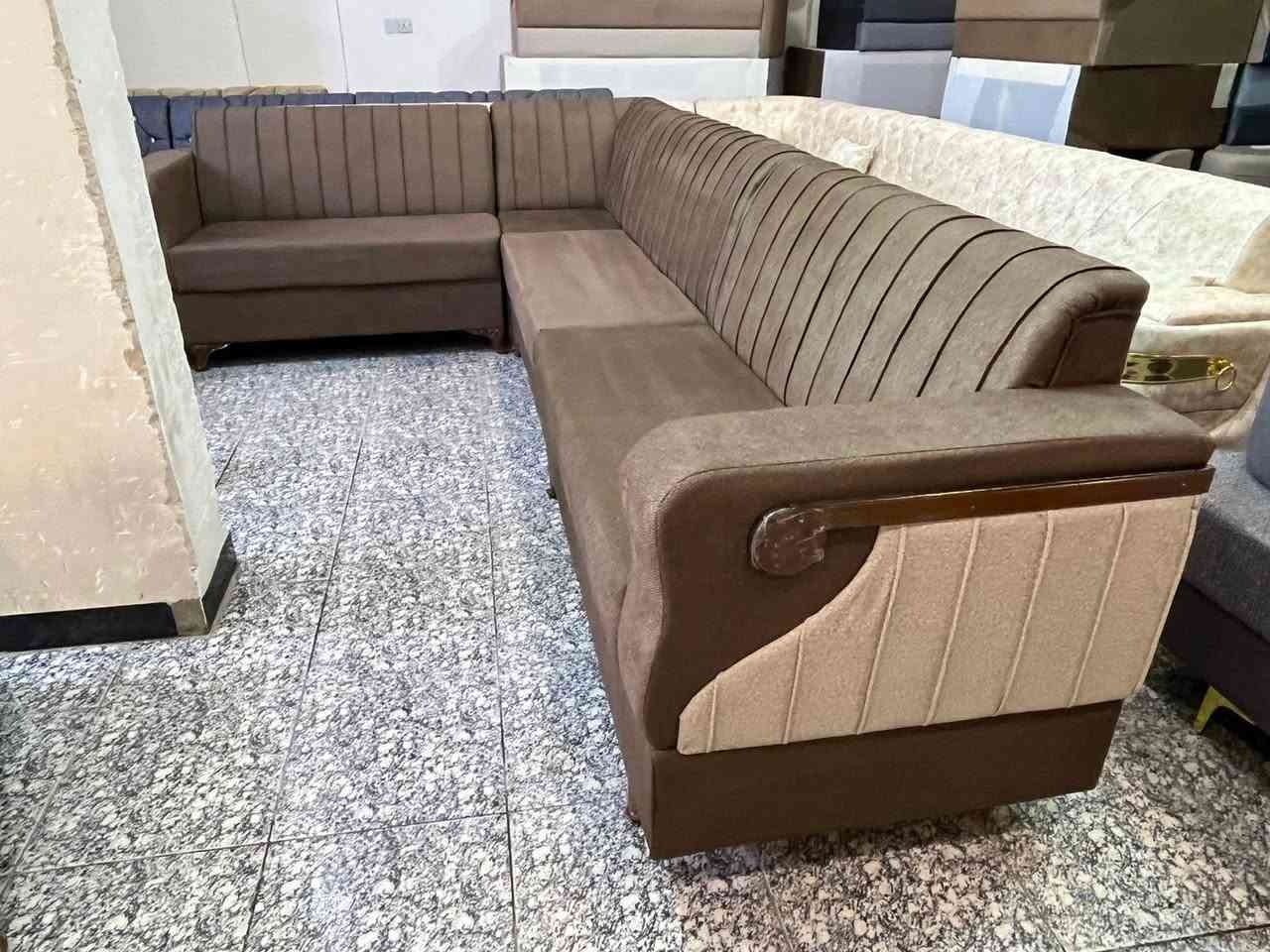 زبائننا الأعزاء 🎄
زبائن معرض بيروت للاثاث وصلتنا وجبة جديدة من التخم والديوان مختلف الموديلات والألوان اقمشة تركية خامات ممتازة اسفنج مميز اول خشب جام روسي بلوك اسود بلايود متانة عالية ودقة بالعمل زورونا بموقعنا الكائن في كربلاء حي العامل شارع المستوصف مقابل مركز فحص الوافدين للإستفسار ***********👉اتصال واتساب 
لسنا الوحيدون لكننا الأفضل 🥀🥀🥀
