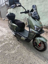 عندي موطور شحن للبيع جديد ما مستخدم فقط شهر واحد  الي يشتري يتفضل خاص ...