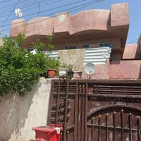 بيع بيت 200 متر محلة 95 بين مجمع النور الطبي وشارع السوك خلف الشارع ال...