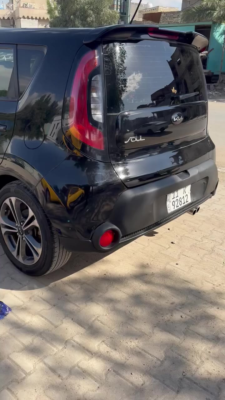 كيا صول ٢٠١٤ امريكي ليبل واحد بيها صبغ باب فقط بدون دواخل مكينه وگير صدر امامي خلفي جديد تبريد ثلج السعر ٩٠ بيها مجال شي بسيط سياره باسمي سنويه وارقام وهزه كله جديد الشراي يتصل ***********
